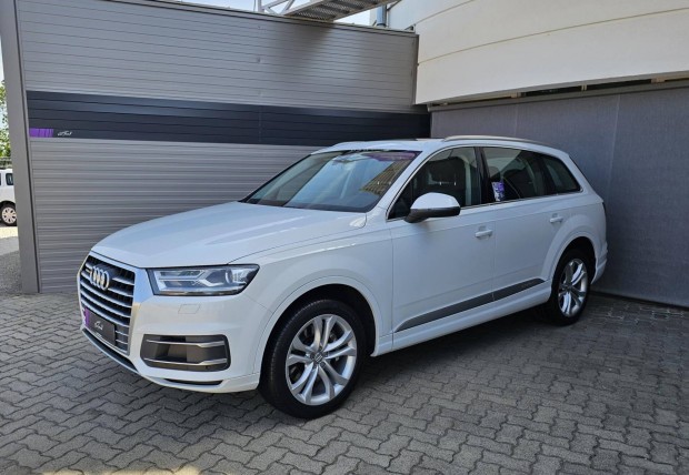 AUDI Q7 3.0 V6 TDI quattro Tiptronic ic 7személ...