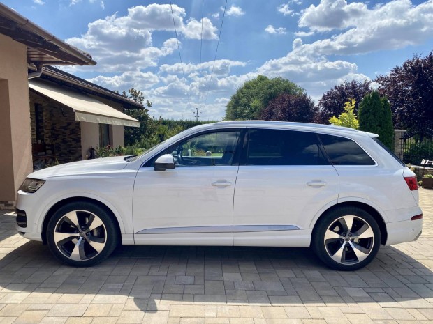 AUDI Q7 3.0 V6 TDI quattro Tiptronic ic S-LINE/...