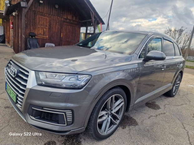 AUDI Q7 3.0 V6 TDI quattro e-tron Tiptronic ic