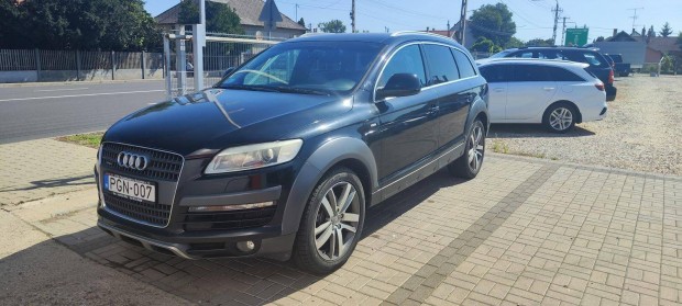 AUDI Q7 4.2 TDI DPF quattro Tiptronic ic von�ho...