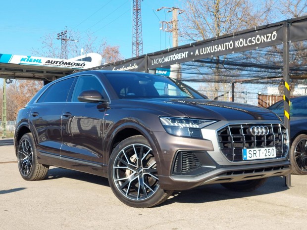 AUDI Q8 55 TFSI quattro Tiptronic ic S LINE. pa...