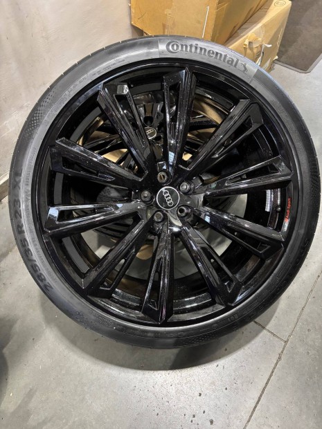 AUDI Q8 SQ8 Rsq8 23" felni+Conti gumi 285/35R23
