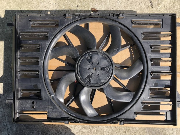 AUDI Q 7 ventilltor keret . Gyri. Hibtlan . 