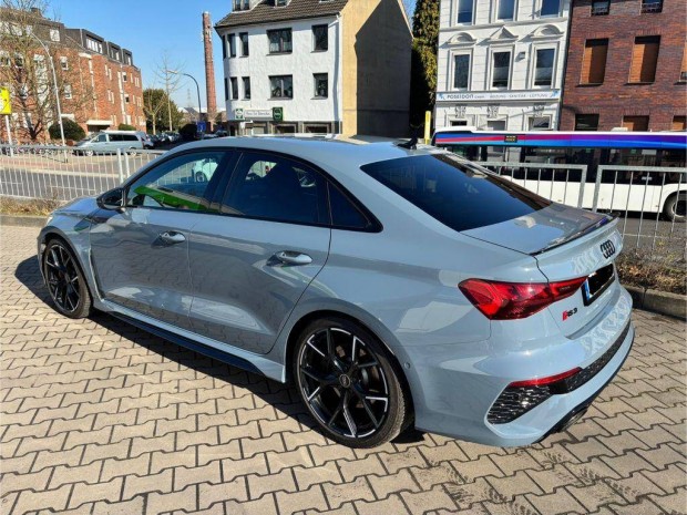 AUDI RS3 Limousine 55 TFSI quattro S-tronic Sér...