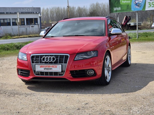 AUDI S4 Avant 3.0 V6 TFSI quattro S-tronic