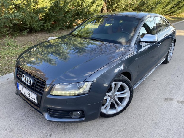 AUDI S5 3.0 TFSI quattro S-tronic