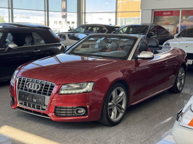 AUDI S5 Cabrio 3.0 V6 TFSI quattro S-tronic 176...