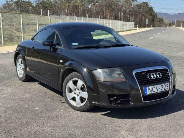 AUDI TT Coupe 1.8 T