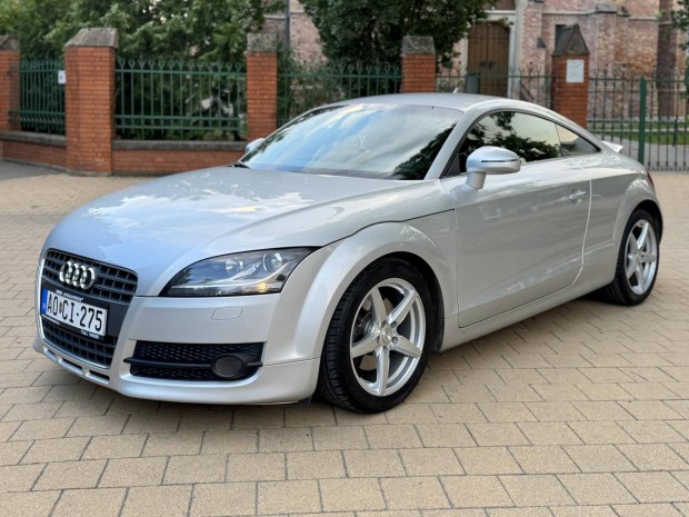 AUDI TT Coupe 2.0 TFSI Végig Vezetett Szervizkö...
