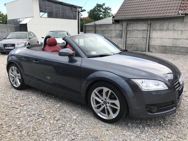 AUDI TT Roadster 2.0 TFSI S-tronic Cabrio