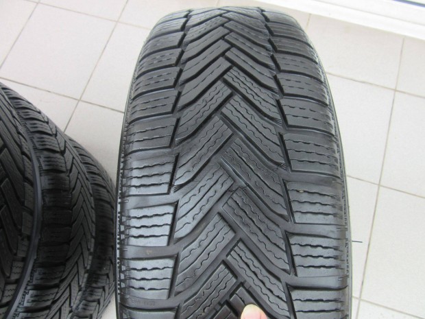 AUDI acélfelni 195/65 R 15 Michelin téli gumival eladó