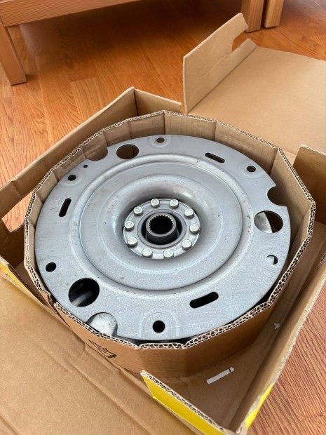 AUDI kett�st�meg� lendker�k/LUK 415071709