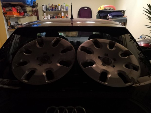 AUDi dsztrcsa 15"