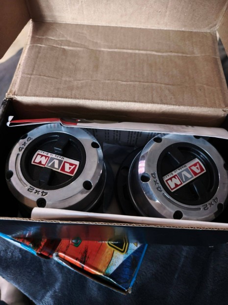 AVM443 tpus, mechanikusan kapcsolhat fltengelyzr pajero 2