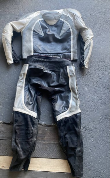 AXO Motoros szett b�rruha+csizma+buk�sisak