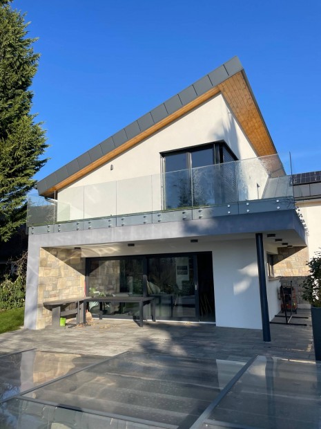 A Balaton északi partján új építésű, prémium ingatlan vált eladóvá!