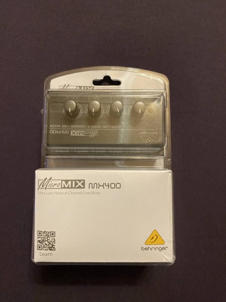 A Behringer MX400 