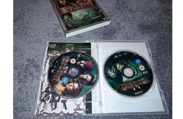 A Karib-tenger kalózai - Holtak kincse - 2 DVD (2006) Szinkronos fekni