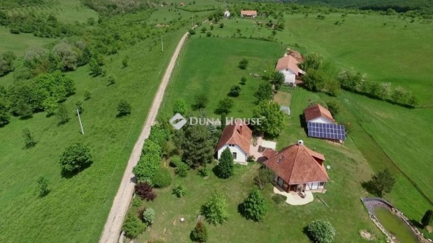 A Zselic lank�i k�z�tt 1,7 hekt�ros oko b�rtok elad�