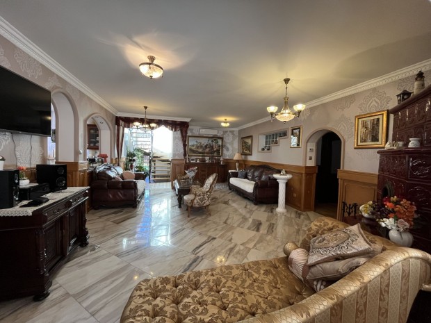 A+ Csal�di h�z - t�gas, sz�p, 5 szoba