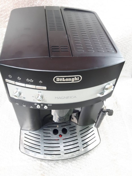 A energiaosztlyos Delonghi Eco Magnifica automata kvfz