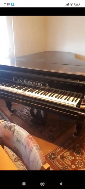 A.girikowsky zongora
