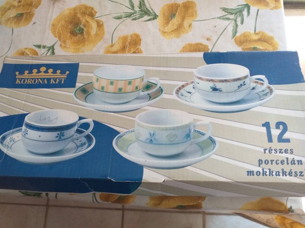 A képen látható új kávéskészlet eladó