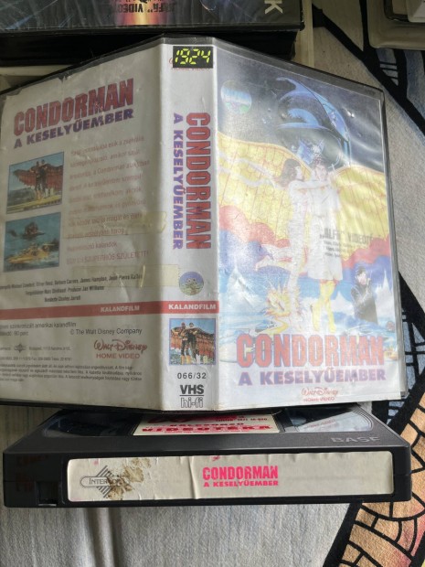 A keselyűember vhs film k m
