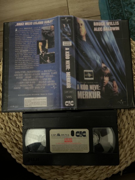 A kd neve merkr vhs m