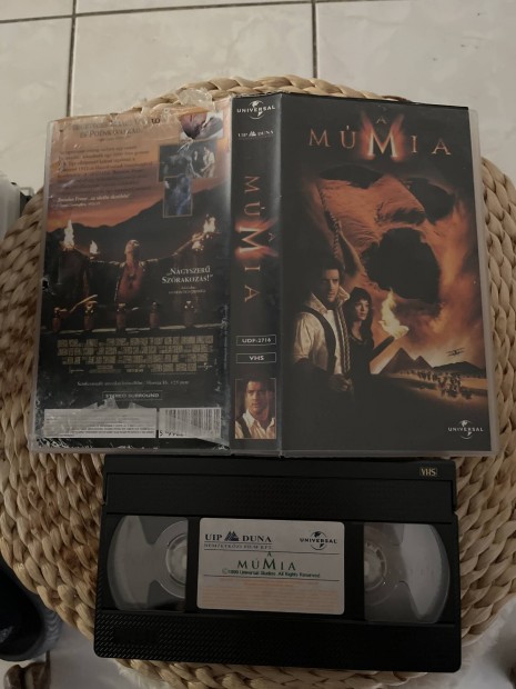 A mmia vhs.  