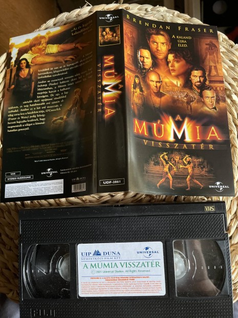 A mmia visszatr vhs