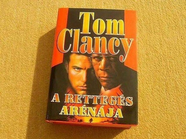 A rettegs arnja (Magyar) + 5 (Angol nyelv) - Tom Clancy