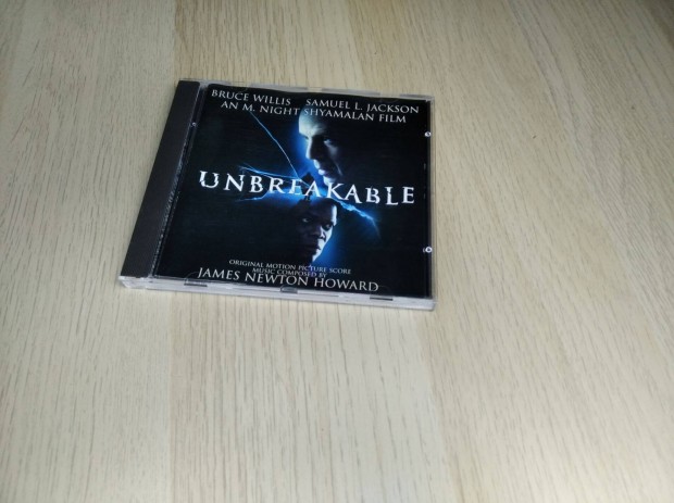 A sebezhetetlen / Filmzene CD