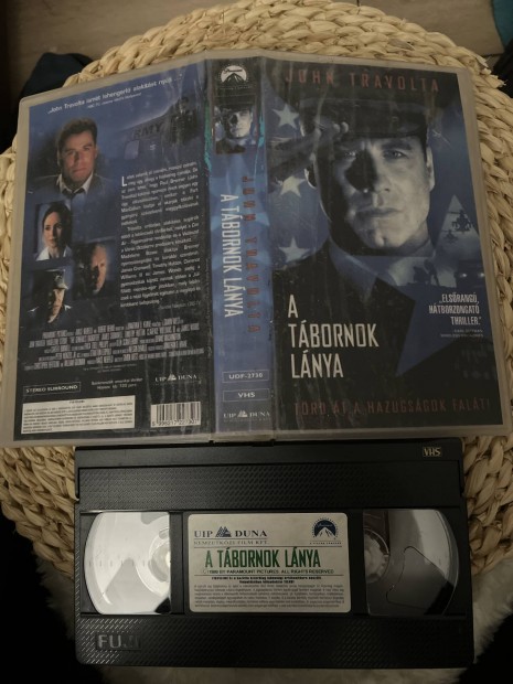 A tbornok lnya vhs m