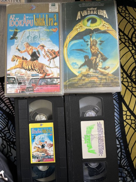 A vadak ura 1-2 vhs pakk