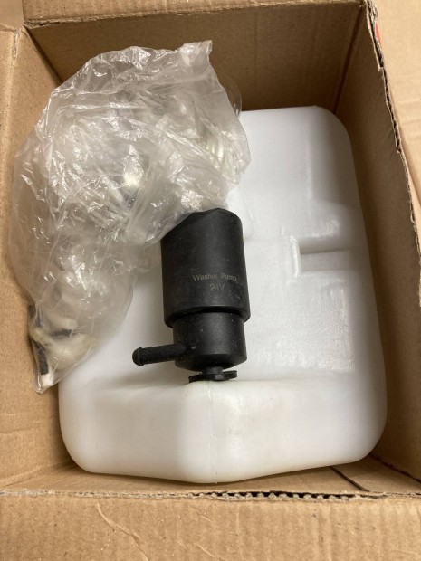 Ablakmos� tart�ly 2,5l, 24V