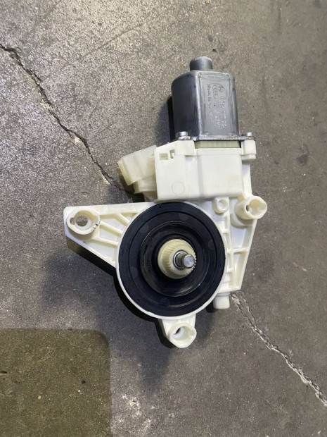 Ablaktörlő motor eladó