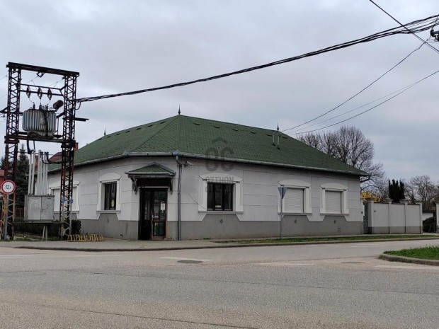 Abonyi 192 nm-es iroda elad�