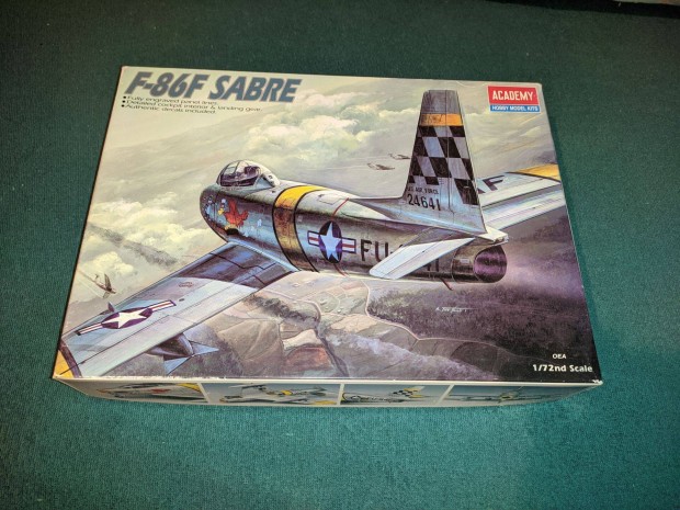 Academy F-86F Sabre makett