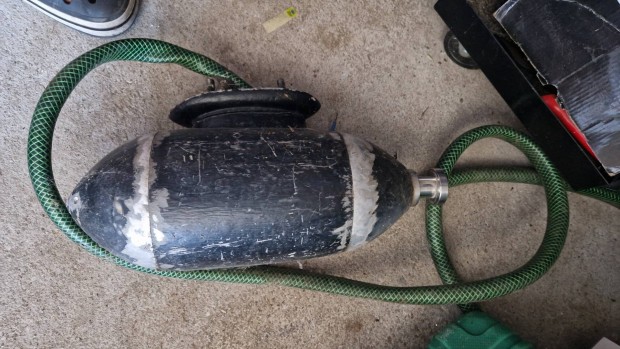Accumot alsó 2000W elektromos hajómotor felújított!