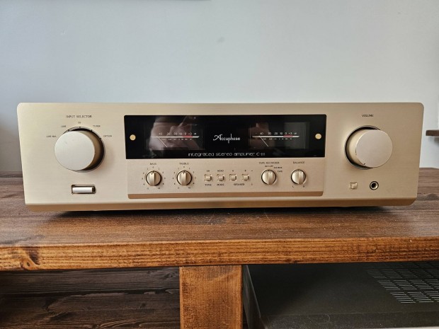 Accuphase E-211