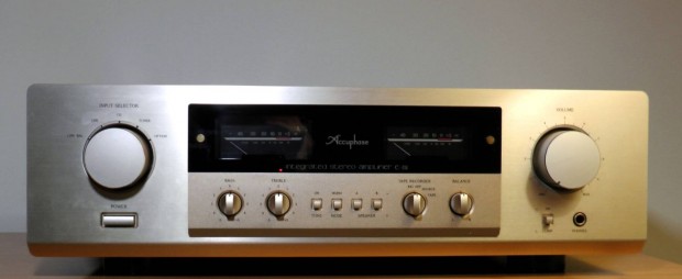 Accuphase E-211 elad