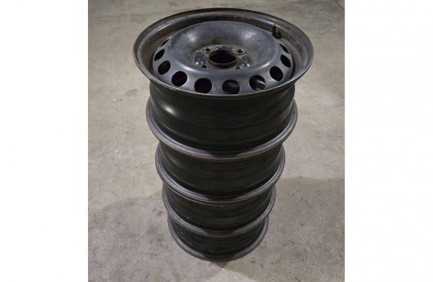 Aclfelni 4db. 6Jx15