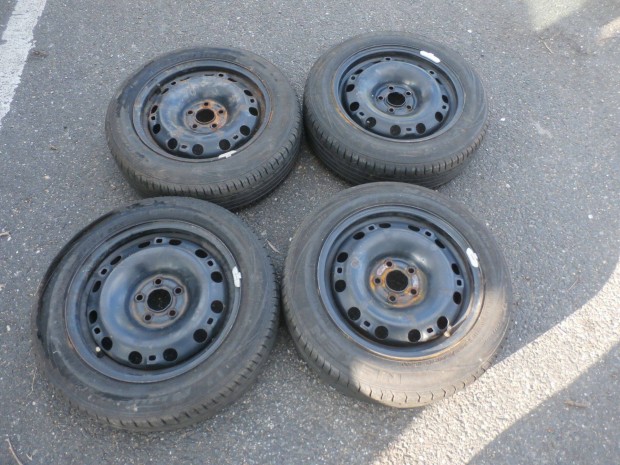 Acélfelni 5x100 185/60R15 nyári gumival