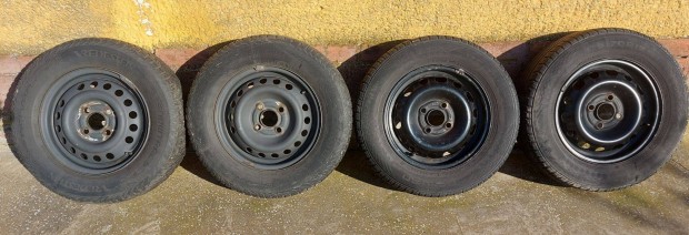 Aclfelni gumival Elad