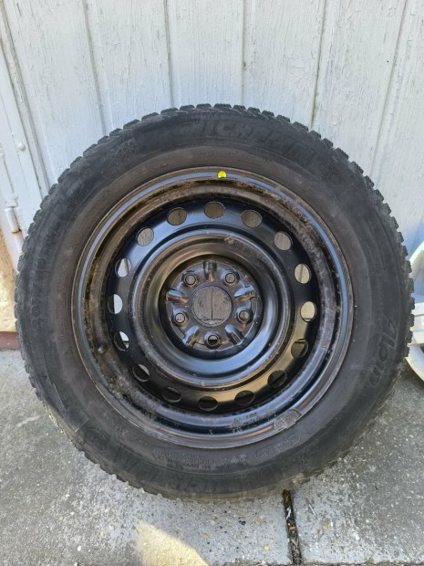 Ac�lfelni t�li gumival