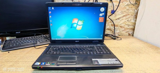 Acer 17col,2mag,4gb Ram,160gb,webcam,wifi,bluray