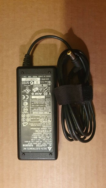 Acer 19V 3,16A 60W laptop notebook adapter tlt tpegysg