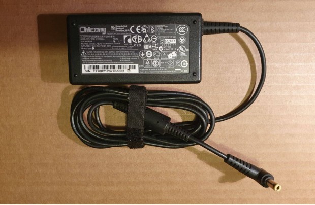 Acer 19V 3,42A 65W laptop notebook adapter tlt tpegysg eredeti