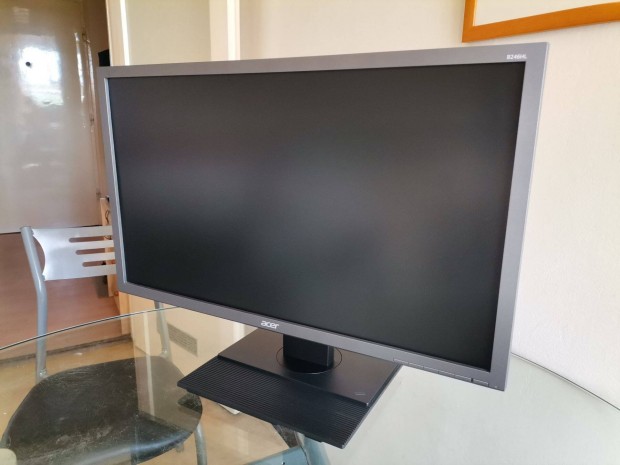 Acer 24" LED, Full HD, 5ms, VGA, DVI, + HDMI, hangsz�r�k, Pivot